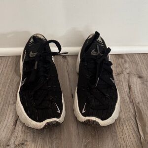 Nike 04 space hippie Black and White Sneakers